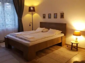 Zrínyi 11 Apartments