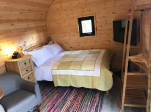 Oak Lodge Pods