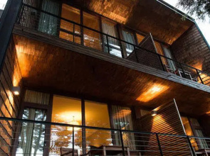 Uman Lodge