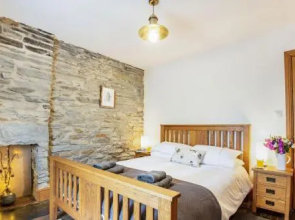 16 Park Square, Blaenau Ffestiniog