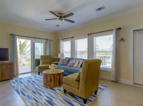 6 Waterfront Beautiful 4 Bed 3 Bath Pool Home