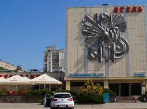 Metallurg Hotel