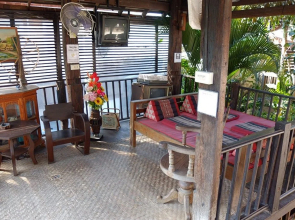 Saithong Guest House Old City