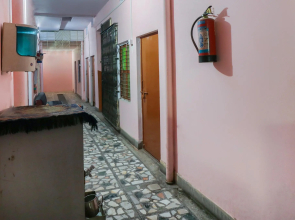 SPOT ON 68747 Shree Lodge