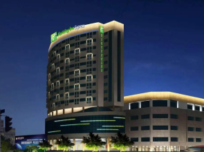 Holiday Inn Express Chongqing Airport Zone by IHG