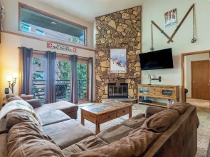 Snowdance Manor #405