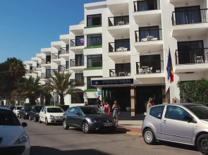 Nereida Aparthotel