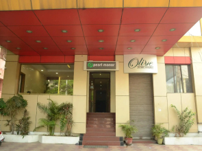 Hotel Pearl Manor