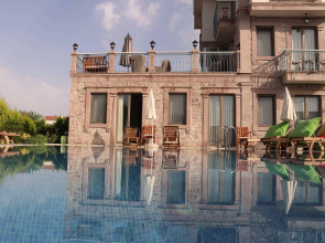 Cunda Rota Hotel