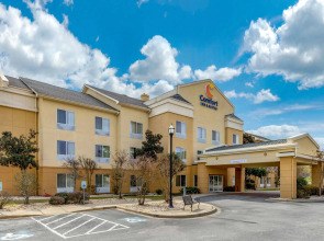 Comfort Inn & Suites Camden
