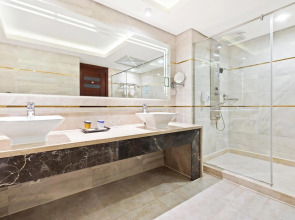 Pickalbatros Royal Moderna Resort