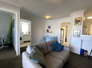 Cosy 1 Bedroom Apartment in Trendy Mount Lawley