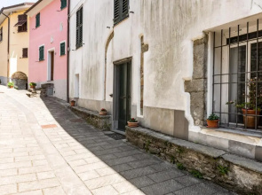 Alpi Apuane Authentic Apartment