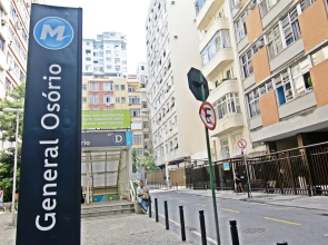 Apartamento Decorado Em Copacabana | Sf 184/604