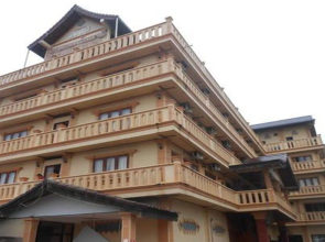 Vanhmaly Hotel