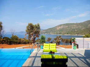 Zidanos Luxurious Villa