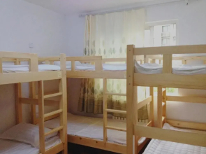 Ji'nan 798 Youth Hostel