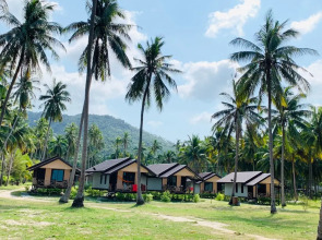 Phangan Chalet Bungalows