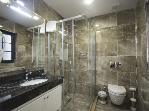 Antusa Palace Hotel & Spa