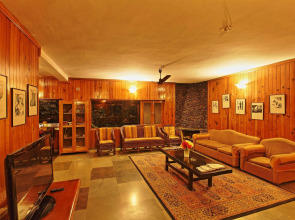 Cedar Lodge by Aahma