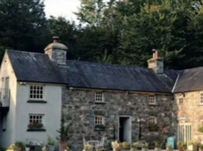 Mill End - Watermill Cottage Set in 30 Acres