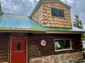 Cozy Colorado Log Cabin