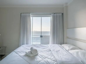 Cozy 3BR apt W/balcony sea View Cet1702
