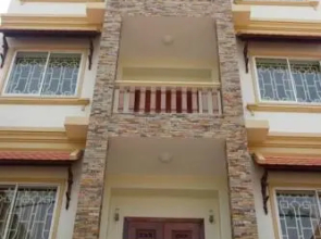 Holiday Hotel