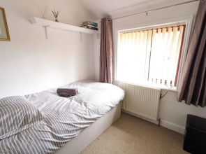 Norwichhouse/ Nearap/ 3bedroom/freep/tv/wifi