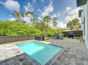 Walk to Celebration Park: Naples Home w/ Pool!