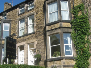 Acomb Lodge