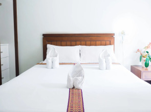 Patong Moon Inn Guesthouse