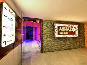 Hotel Amit executive Karad