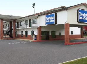Days Inn by Wyndham Fayetteville
