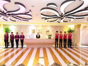 Royal Mediterranean Hotel