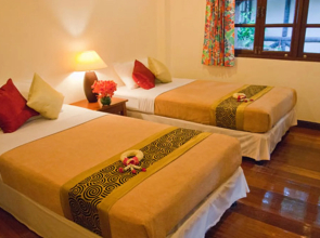 Baan Klang Aow Beach Resort