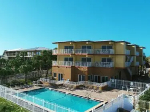 Sunisands Ocean Front Resort