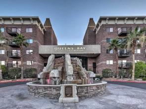 Lake Havasu Getaway w/ Golf Course & Lake Views!