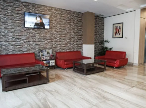 Capital O 1101 Winstar Hotel