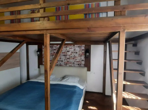 Lorf Hostel&Apartments