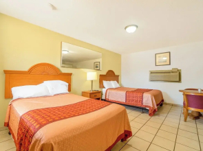 The Inn by El Dorado Lake