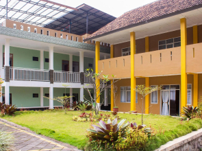 OYO 3699 Edotel Smkn 1 Cipanas Syariah