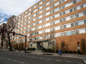 One Bedroom Apartment in Brookline by Namastay