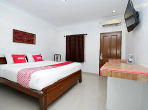 OYO 1706 Hotel H&w Solo