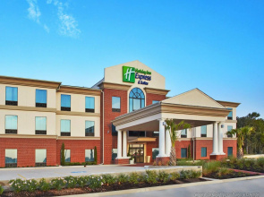 Holiday Inn Express & Suites Hearne by IHG