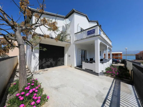Apartment Josip - a69342
