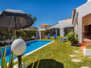 Greice Homes-650 meters from the beach, 4 bedrooms villa for holidays in Vilamoura-Quarteira