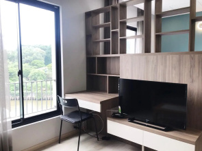 2K Home Riverpark Apartment
