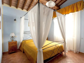 Apartment With one Bedroom in Montepulciano, With Shared Pool and Furnished Terrace