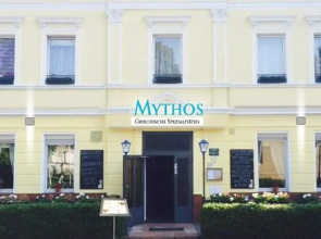 Hotel & Restaurant Mythos